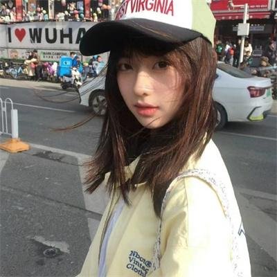 自拘于家 在线观看封面